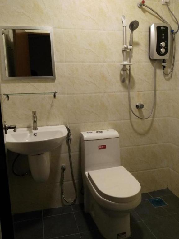 The Pines Hotel Kampung Kuala Terla Zewnętrze zdjęcie